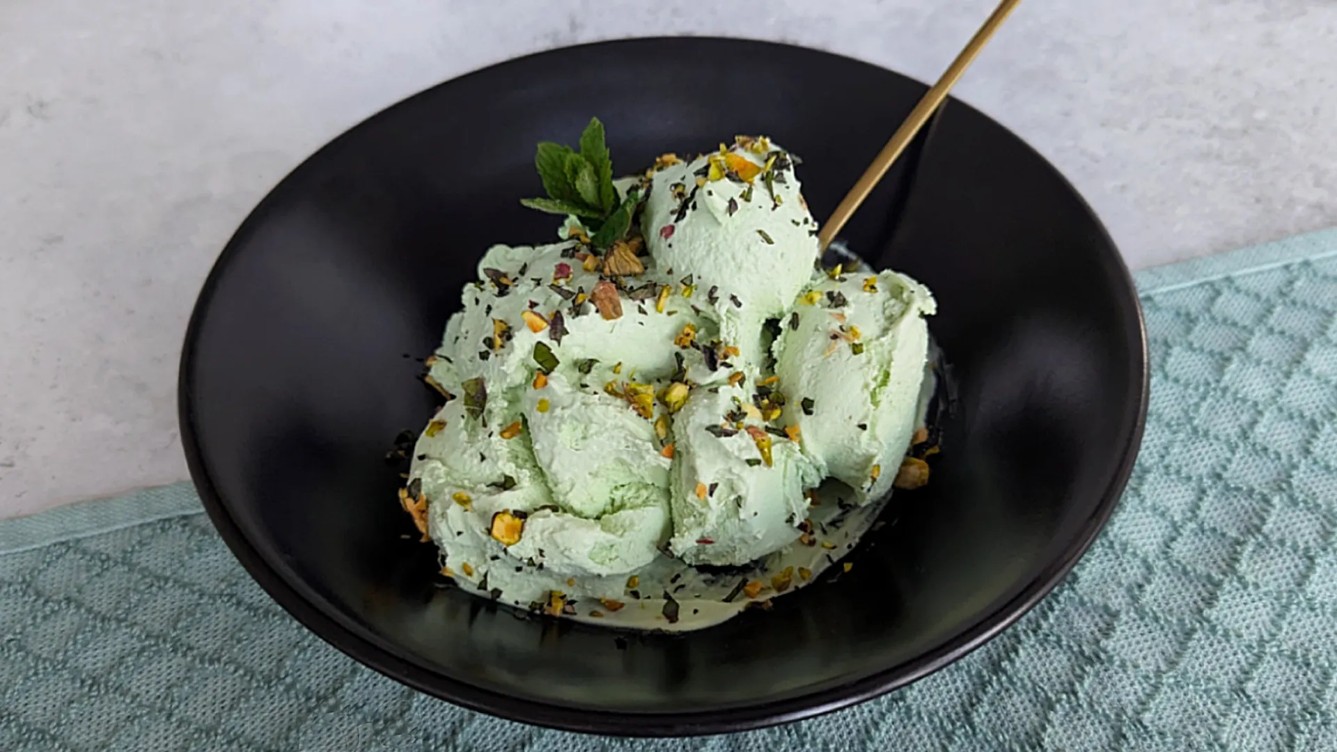 Mint Pistachio Ice Cream recipe